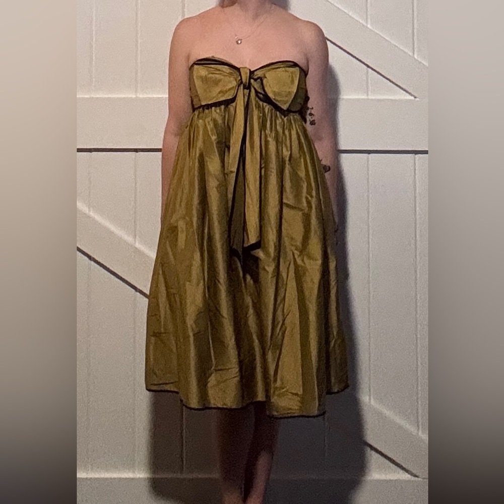 a+eve Strapless Metallic Gold Dress